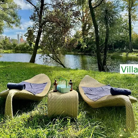 וילה Luxury Holidays Emg Munich With Forest And -