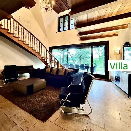 וילה Luxus Emg Muenchen In Mit Pool, Spa, Kamin, Wald, Fuer Familien Gruppen Bis 24 Personen