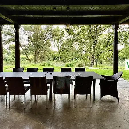 וילה Luxus Emg Muenchen In Mit Pool, Spa, Kamin, Wald, Fuer Familien Gruppen Bis 24 Personen